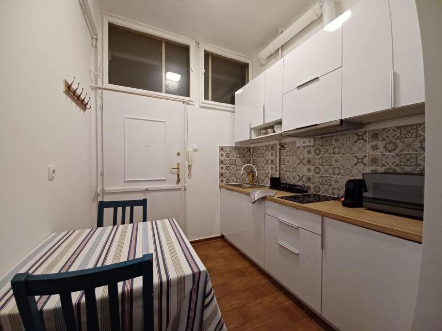 Hero'S Square Apartment Budapeşte Dış mekan fotoğraf